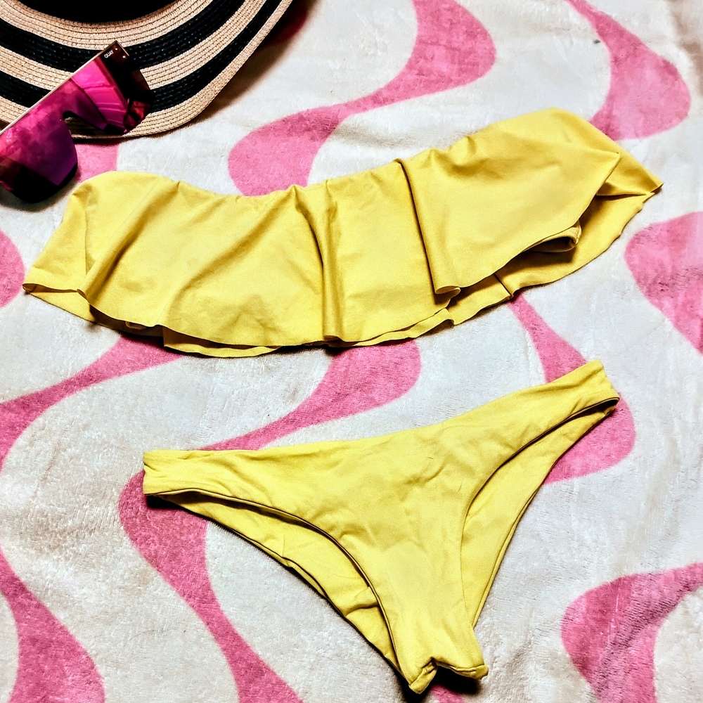L*SPACE Yellow Ruffled Bandeau Bikini Top & Itsy Bitsy Bottom's | Sold As A Set